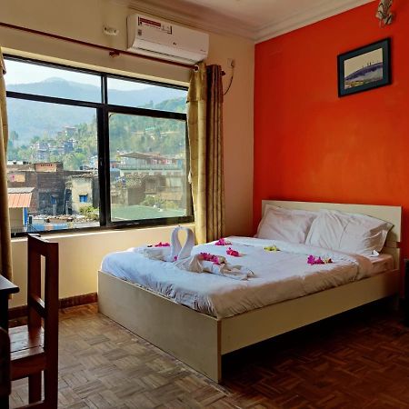 Gateway Himalaya Resort Ghanpokhara エクステリア 写真