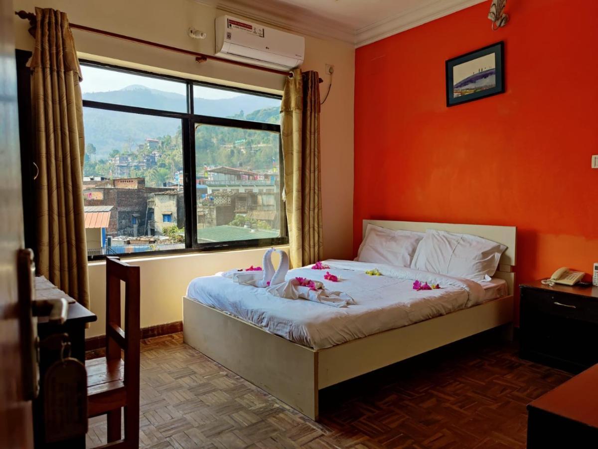 Gateway Himalaya Resort Ghanpokhara エクステリア 写真