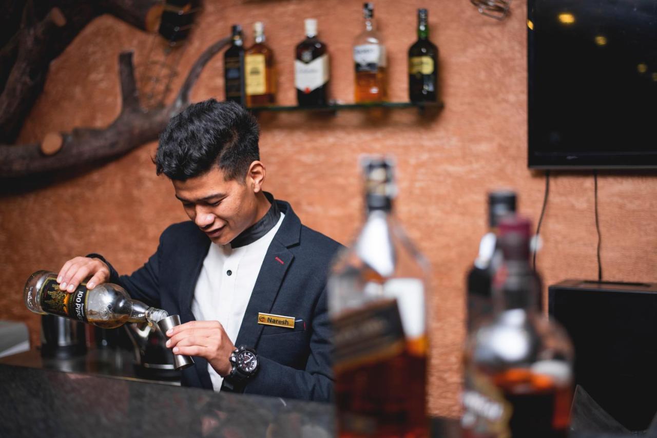 Gateway Himalaya Resort Ghanpokhara エクステリア 写真